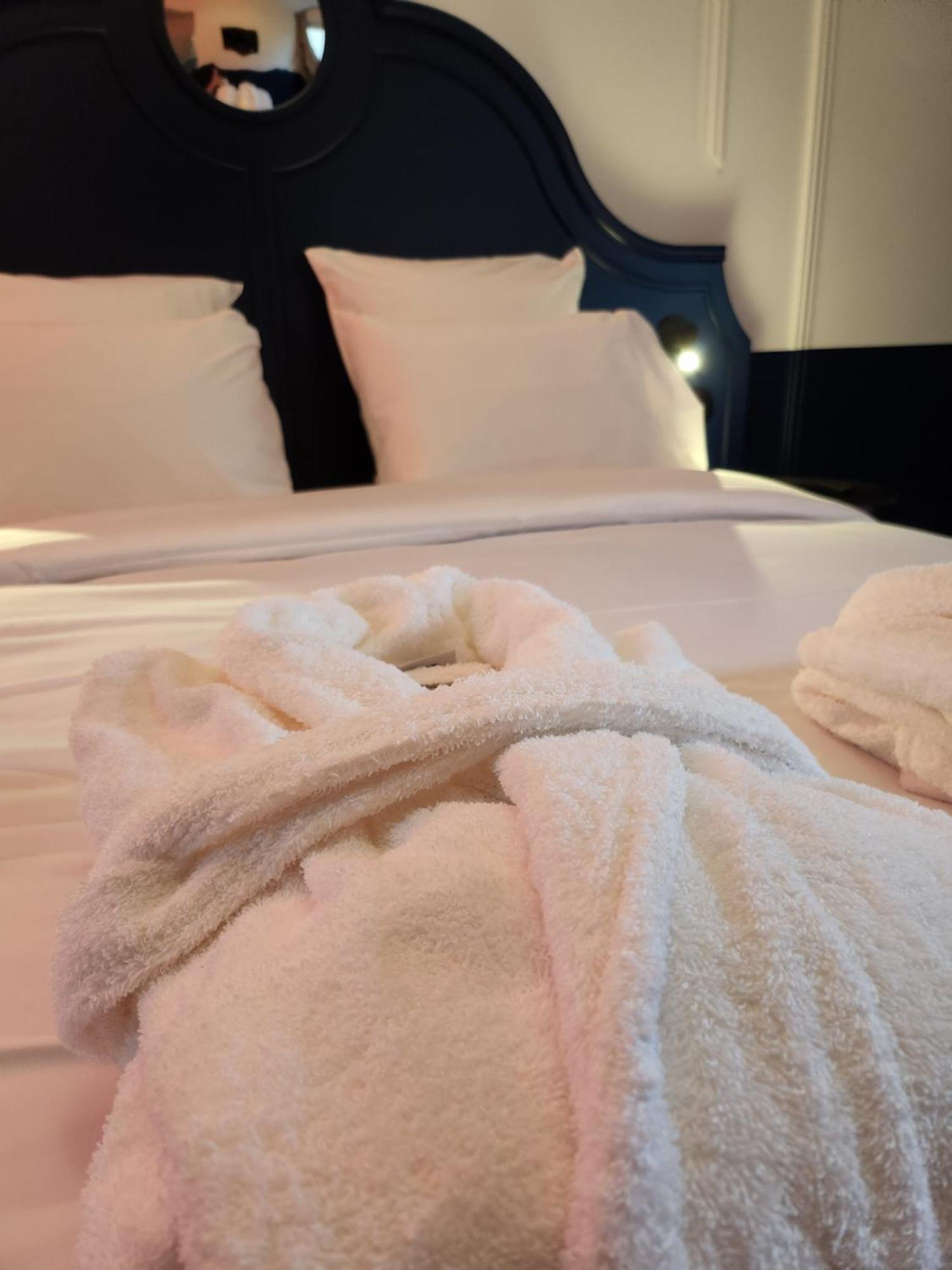 Labe Hotel Tours Centre Gare Eksteriør billede